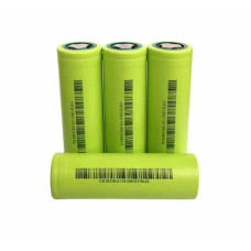 Batteries 3.7V 18650 Li-ion rechargeables 6800 mAh 4 unt